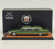 Load image into Gallery viewer, XG 1:64 Green Fleetwood Limousine Classic Luxury Model Diecast Metal Car New Collection