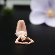 Load image into Gallery viewer, 1:64 Painted Figure Model Miniature Resin Diorama Sand Lying Posture Beauty Toy New