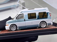 Load image into Gallery viewer, GOC 1:64 White Green GMC Savana Cutaway Van MPV Model Diecast Metal Car New Collection