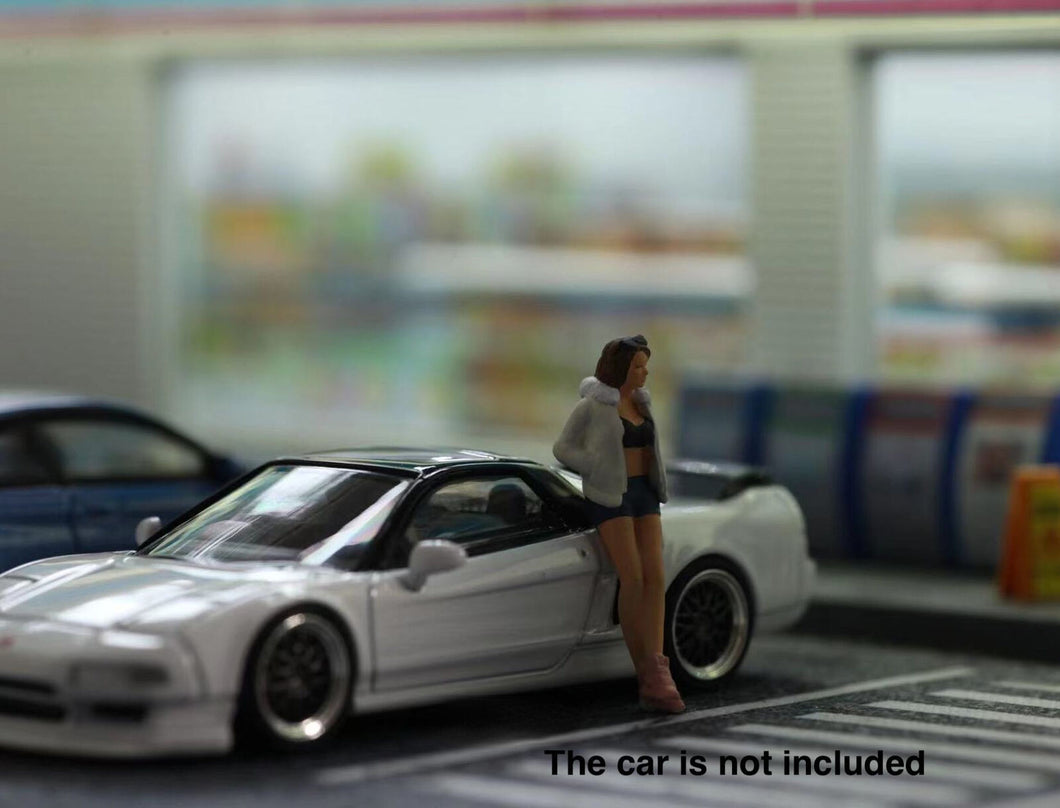 1:64 Painted Figure Mini Model Miniature Resin Diorama Sand Girl Driver Racer