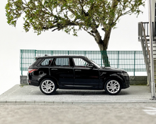 Load image into Gallery viewer, WHELART 1:64 2018 Black Range Rover Sports SUV Model Diecast Metal Car New Collection