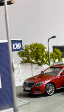 Load image into Gallery viewer, Master 1:64 S450 W222 Luxury Sedan Sports Model Diecast Metal Car