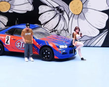 Load image into Gallery viewer, 1:64 Painted Figure Model Miniature Resin Diorama Sand Girl Boy Couple Lovers