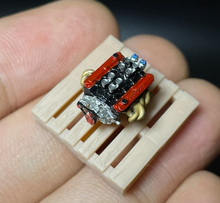 Load image into Gallery viewer, 1:64 3D 427 V8 Engine Garage Mechanic Display Model Resin For Car New