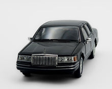 Load image into Gallery viewer, MK 1:64 Black HEC Lincoln Town Car Luxury Sedan Model Diecast Metal Car New Collection