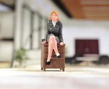 Load image into Gallery viewer, 1:64 Painted Figure Model Miniature Resin Diorama Lady Special Agent Cabinet Toy Collection