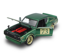 Load image into Gallery viewer, Maisto 1:24 1973 NISSAN 2000 Racing Sports Model Toy Diecast Metal Car