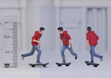 Load image into Gallery viewer, 1:64 Painted Figure Model Miniature Resin Diorama Sand Skateboard Skating Toy Collection