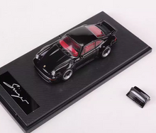 Load image into Gallery viewer, RM 1:64 Black 930 Singer Turbo Classic Sports Model Diecast Metal Car New