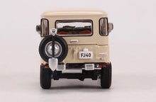 Load image into Gallery viewer, HobbyFans 1:64 TOYOTA Land Cruiser FJ40 SUV Sport Model Toy Diecast Metal Car Box BN