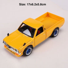 Load image into Gallery viewer, Maisto 1:24 1973 Datsun 620 Pickup Truck Sport Model Toy Diecast Metal Car BN
