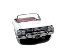 Load image into Gallery viewer, 1:87 White 1961 Chevrolet Oryx Convertible Sports Model Diecast Metal Car New Collection