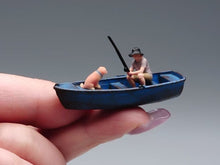 Load image into Gallery viewer, 1:64 Painted Figure Model Miniature Resin Diorama Sand Boat Fisher Pet Dog Boy