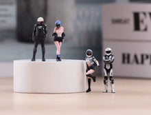 Load image into Gallery viewer, 1:64 Painted Figure Model Miniature Resin Diorama Sand Racer Man Woman Racing