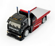 Load image into Gallery viewer, SH 1:64 KamaZ Advan Sports Flatbed Tow Truck Model Diecast Metal Car New Collection