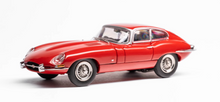 Load image into Gallery viewer, GFCC 1:64 1961 E Type Roadster Hard Top Sports Model Diecast Metal Car