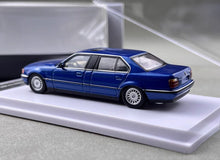 Load image into Gallery viewer, DCM 1:64 Blue 1996-98 E38 L7 728il Luxury Sedan Model Diecast Metal Car New Collection