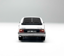 Load image into Gallery viewer, Tarmac 1:64 White SAAB 900 Turbo Hard Top Sports Model Diecast Metal Car New Collection