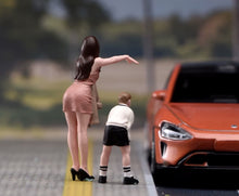 Load image into Gallery viewer, 1:64 Painted Figure Model Miniature Resin Sand Diorama Mom and Son Lady Boy Set