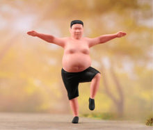Load image into Gallery viewer, 1:24 Painted Figure Model Miniature Resin Diorama Sand Fat Man Excercising