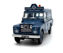 Load image into Gallery viewer, 1:76 Blue Land Rover Defender RAC Radio Patrol Model Diecast Metal Car New Collection