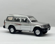 Load image into Gallery viewer, DBGT 1:64 Silver Pajero V31 SUV ORV Sports Model Diecast Metal Car New Collection