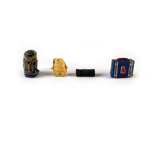 Load image into Gallery viewer, 1:64 Painted Figure Mini Model Miniature Resin Diorama Sand Camping Backpack Bag New