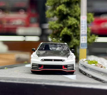 Load image into Gallery viewer, MINIGT 1:64 Pearl White 2024 GTR R35 Nismo Sports Model Diecast Metal Car New Collection