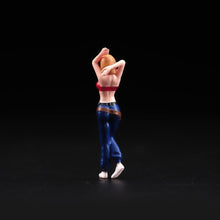 Load image into Gallery viewer, 1:64 Painted Figure Model Miniature Resin Diorama Sand Facial Features Beauty New