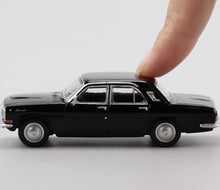 Load image into Gallery viewer, Perka 1:64 Black GAZ Volga M24 Sedan Classic Model Diecast Metal Car New Collection