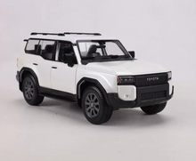Load image into Gallery viewer, Maisto 1:24 White 2024 Land Cruiser LC250 Open Model Diecast Metal Car New Collection