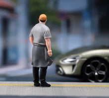 Load image into Gallery viewer, 1:64 Painted Figure Model Miniature Resin Diorama Sand Cool Guy Cap Sunglasses