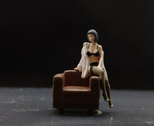 Load image into Gallery viewer, 1:64 Painted Figure Miniature Mini Resin Model Diorama Sexy Lady Beauty Sofa Set