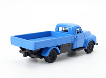 Load image into Gallery viewer, WELLY 1:36 1952 Blue Blitz Truck Classic Model Diecast Toy Metal Car BN