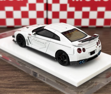 Load image into Gallery viewer, MI 1:64 White Mines Skyline GTR R35 Sports Model Diecast Resin Car BN