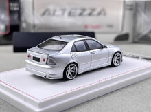 Load image into Gallery viewer, FH 1:64 Silver Altezza RS200 SXE10 Sedan Sports Model Diecast Metal Car New Collection