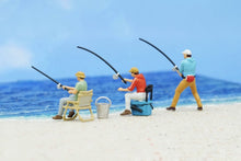 Load image into Gallery viewer, 1:64 Painted Figure Model Miniature Resin Diorama Sand Fishing Fisherman Angeler New Collection