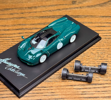 Load image into Gallery viewer, CM 1:64 Green Codalunga Racing Sports Model Diecast Metal Car New Collection