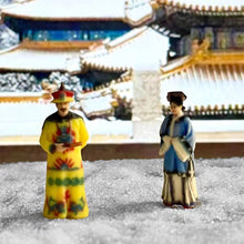 Load image into Gallery viewer, 1:64 Painted Figure Model Miniature Resin Diorama Emperor imperial Concubine Toy New