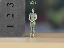 Load image into Gallery viewer, 1:64 Painted Figure Model Miniature Resin Diorama Sand Qipao Beauty Lady Girl A
