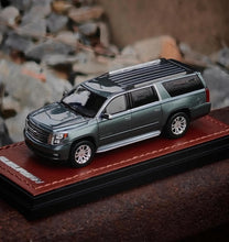 Load image into Gallery viewer, GOC 1:64 Gray 2015 Suburban Full Sized SUV Model Diecast Metal Car New Collection
