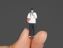 Load image into Gallery viewer, 1:64 Painted Figure Model Miniature Resin Diorama Sand Man Boy With Guitar Sing