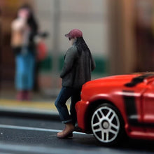 Load image into Gallery viewer, 1:24 Painted Figure Model Miniature Resin Diorama Sand Cool Girl Hat Denim