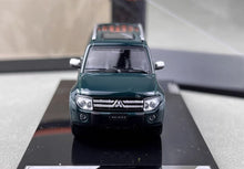 Load image into Gallery viewer, Shadow 1:64 Green Pajero V97 ORV SUV Off Sports Model Diecast Metal Car New Collecction