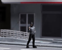 Load image into Gallery viewer, 1:64 Painted Figure Model Miniature Resin Diorama Toy Bandit Ganster Set Black