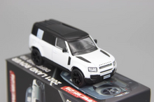 Load image into Gallery viewer, Enchery 1:64 White 2021 Defender 110 SUV Sports Model Diecast Metal Car New Collection