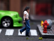 Load image into Gallery viewer, 1:64 Painted Figure Model Miniature Resin Diorama Toy Sand White Tee Denim Cool