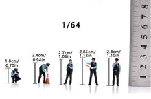 Load image into Gallery viewer, 1:64 Painted Figure Model Miniature Resin Sand Policeman Set Five People Police