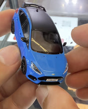 Load image into Gallery viewer, Sunstar 1:64 HEC Blue Focus RS Hatchback Sports Model Diecast Metal Car New Collection