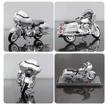 Load image into Gallery viewer, Maisto 1:18 2002 FLTR Road Glide Sports Model Diecast Metal Motorcycle New Collection